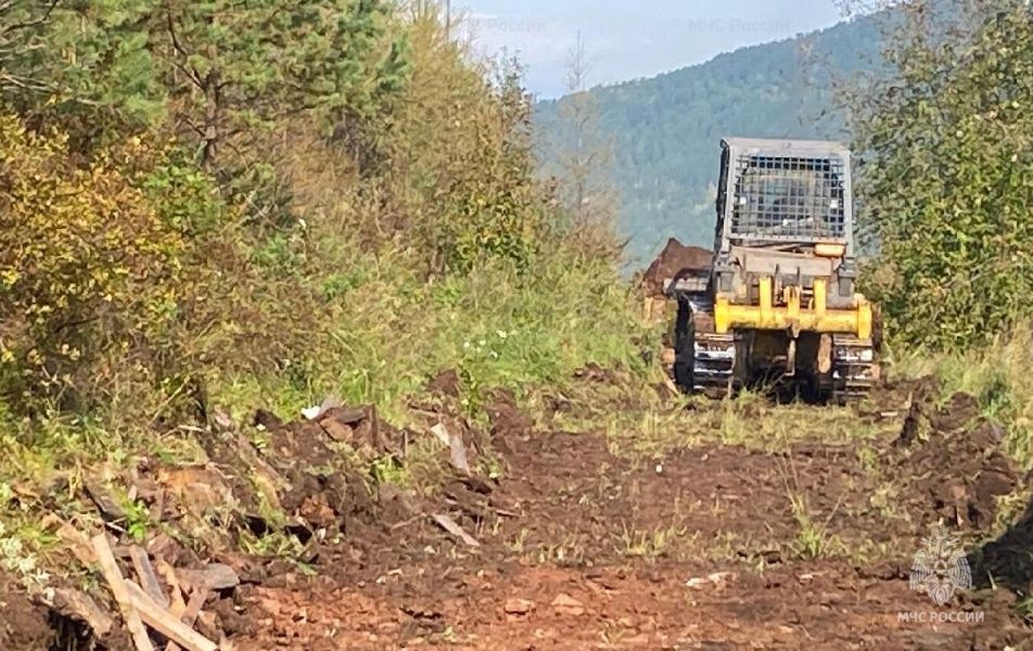 В Приангарье готовятся к пожароопасному периоду 2027 года: создано более 460 км минерализованных полос