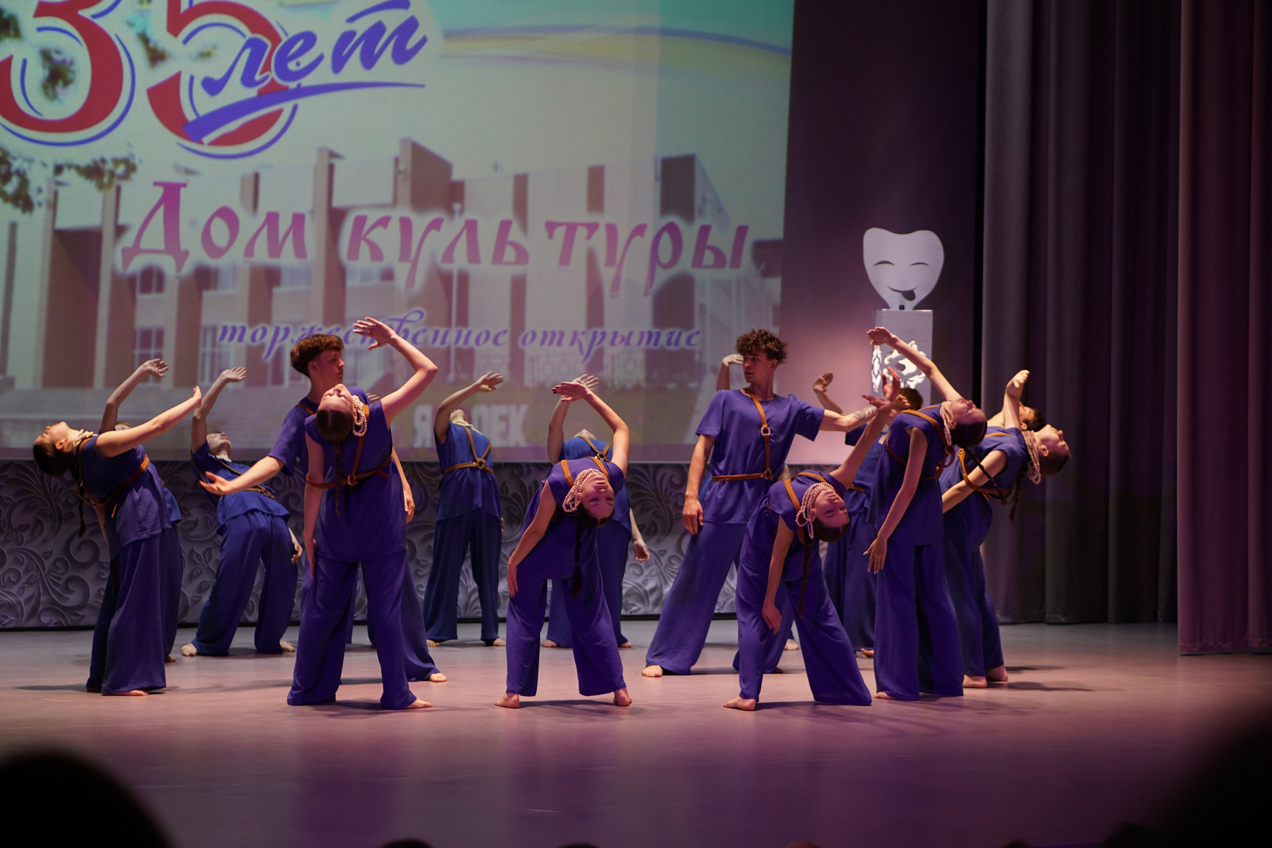 Дом культуры в селе Оёк получил вторую жизнь. Фоторепортаж