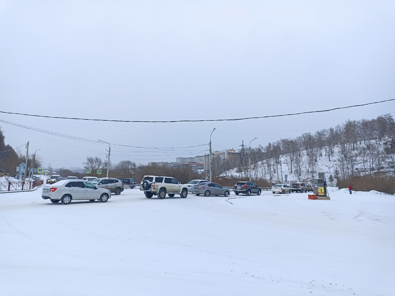 10-балльные пробки образовались в Иркутске утром 13 марта из-за снега