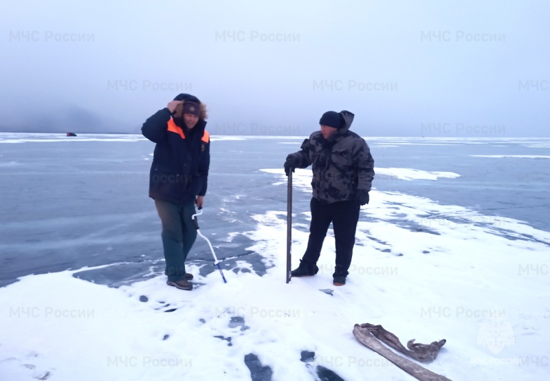 14 человек спасли во время метели на Байкале. Еще троих ищут