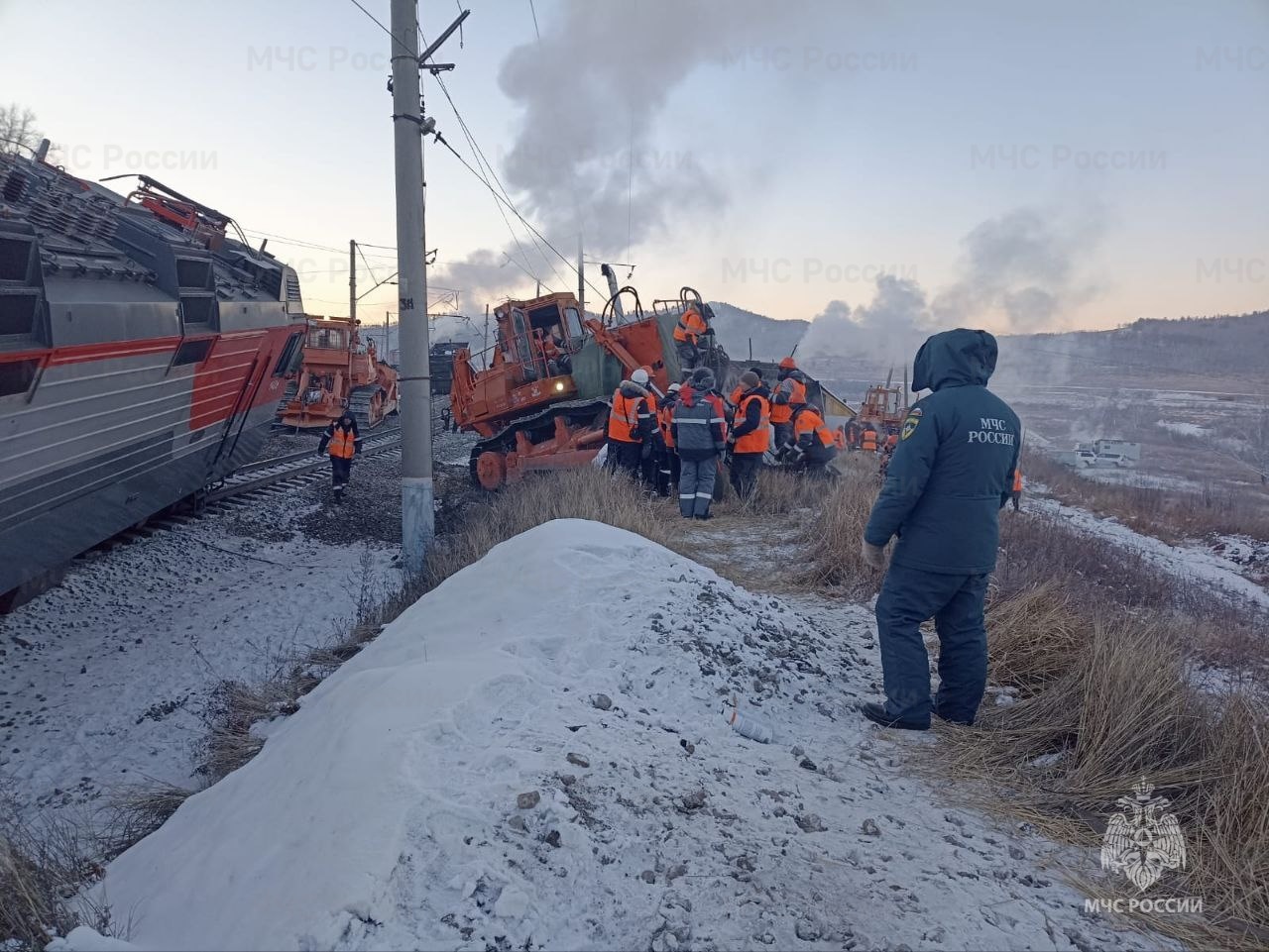 14 вагонов сошли с рельсов на одном из перегонов в Забайкальском крае —  Иркутск Сегодня