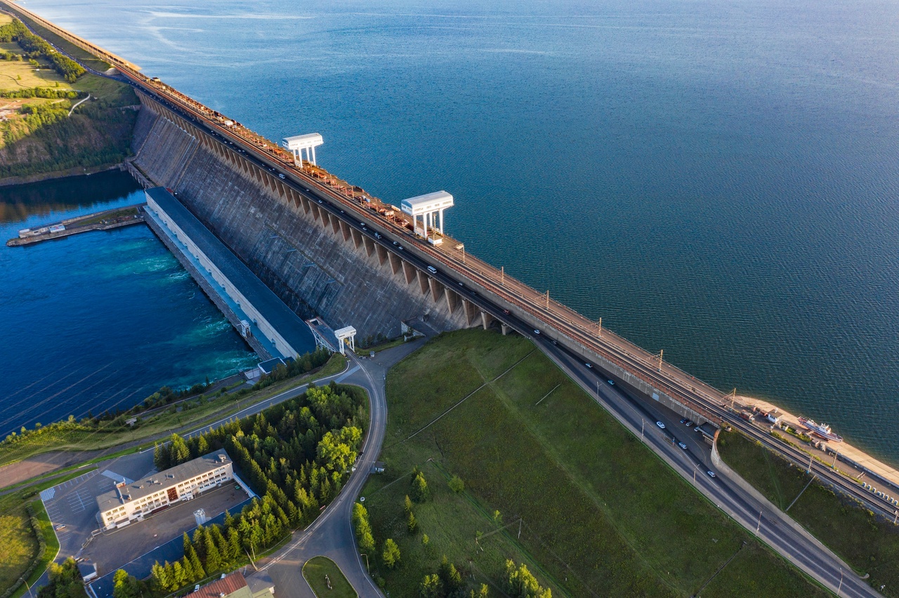 15 июня на Братской ГЭС начнут ремонтировать дорогу