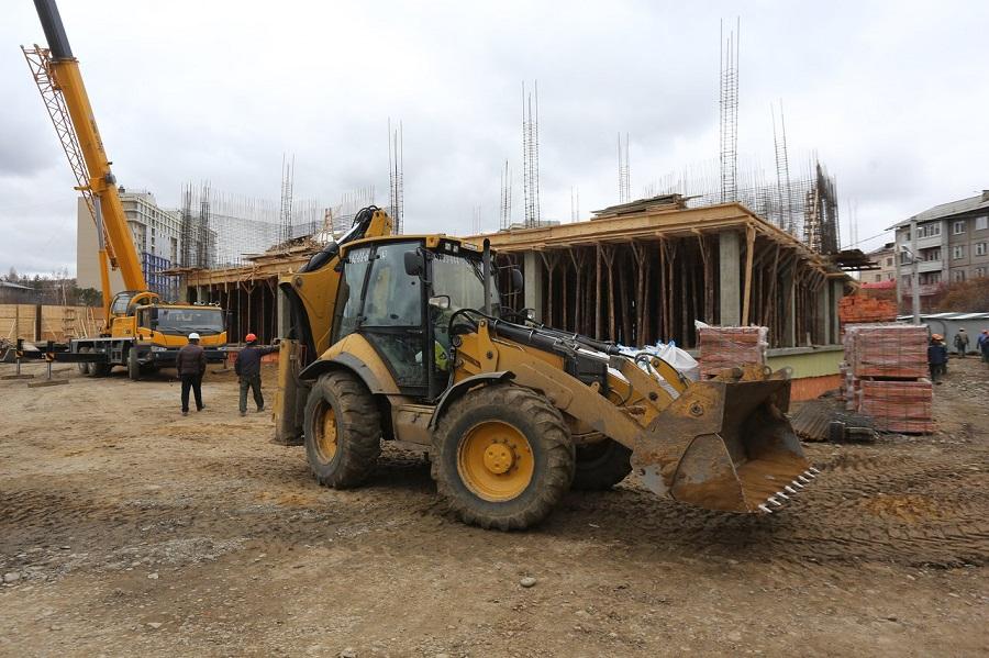 Четыре корпуса 19-й школы в Иркутске планируется достроить к середине ноября