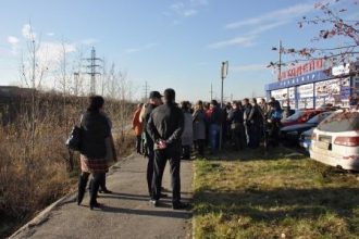 Депутаты провели выездное совещание на берегу Ушаковки