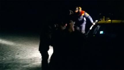 МЧС спасло нескольких человек на заливе во время шторма 26 октября