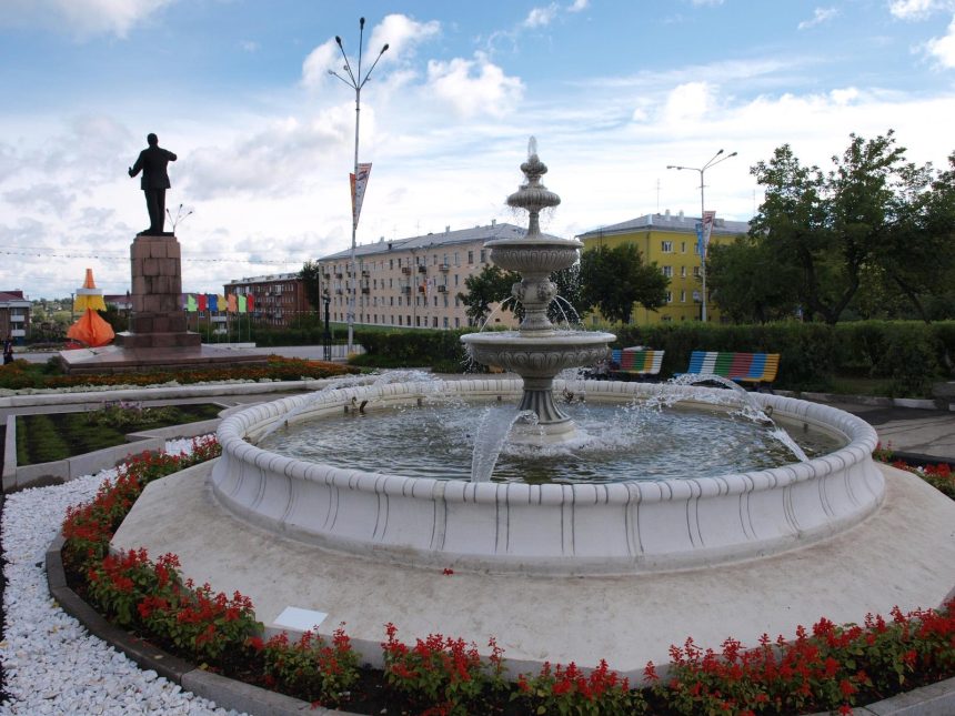 В Черемхово реконструировали площадь Ленина