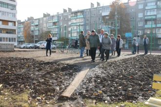 Жители нескольких районов Иркутска пожаловались на некачественный ремонт дворов
