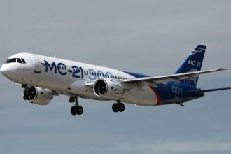 Самолет МС-21 проходит летные испытания в Жуковском