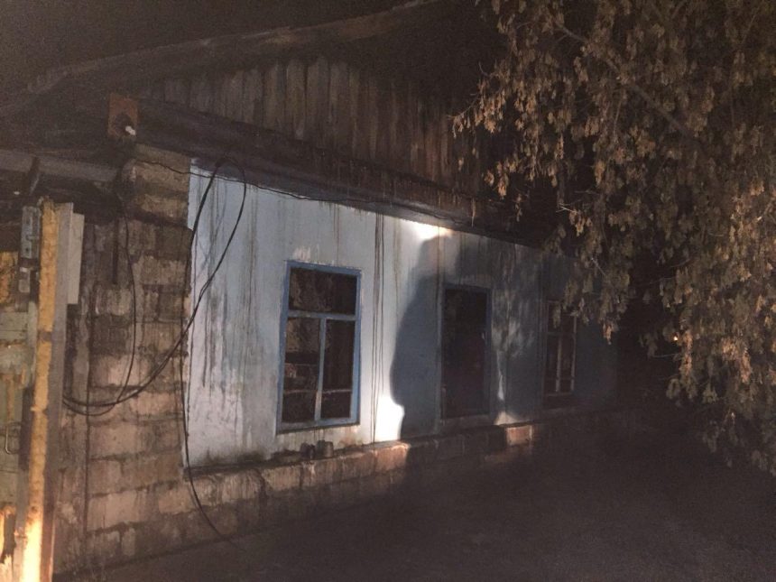 Трое маленьких детей погибли на пожаре в Свирске