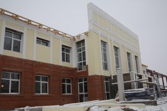 В поселке Железнодорожный достраивают Дом культуры