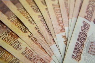 Двух цыганок задержали в Иркутске по подозрению в хищении денег у пенсионерки