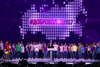 Руководитель проекта "Сохраним Байкал" стал добровольцем года в России