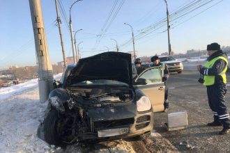 Участника ДТП на плотине ГЭС лишили водительских прав на год