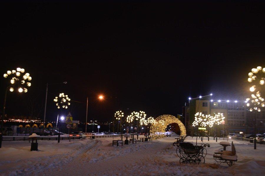 Вечерняя Верхняя Набережная после снегопада