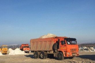 45 тысяч тонн снега вывезли с улиц Иркутска с начала 2018 года