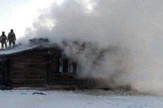 Два человека погибло на пожаре в Эхирит-Булагатском районе
