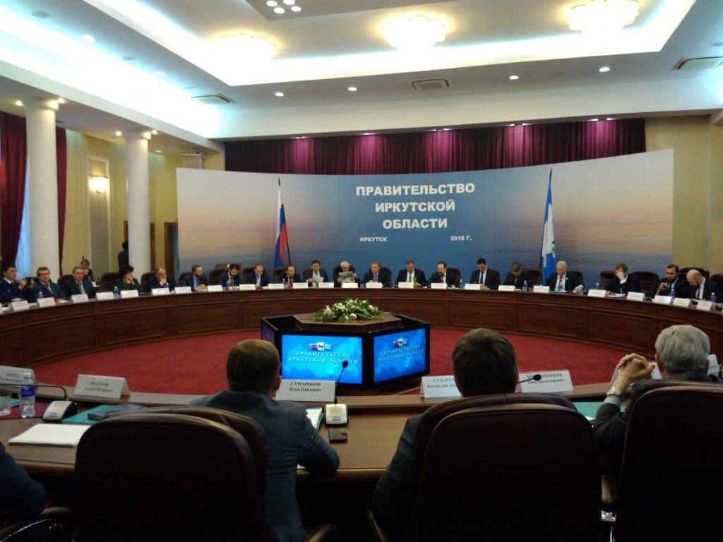 Проблему сохранения популяции омуля обсудили в Иркутске с министром природных ресурсов РФ