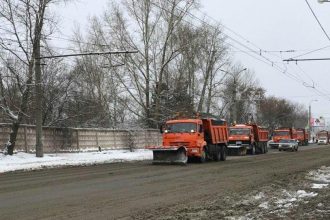 С улиц Иркутска с начала года вывезли почти 200 тысяч тонн снега