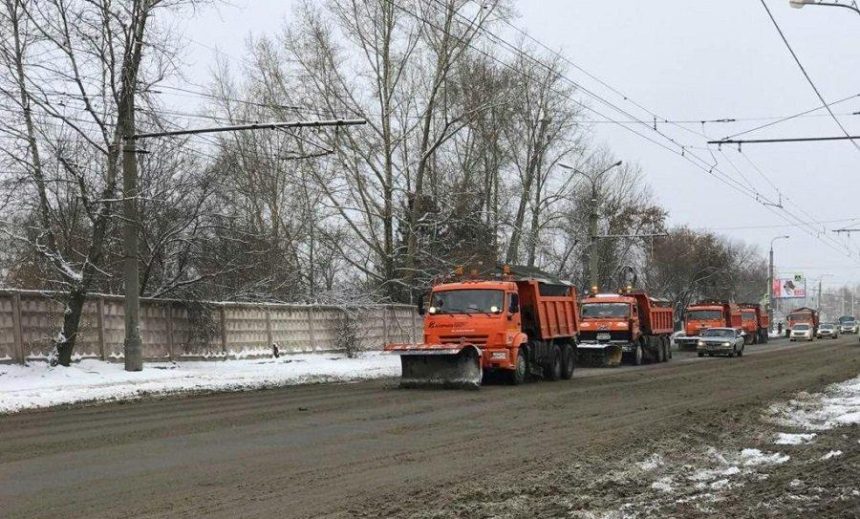 С улиц Иркутска с начала года вывезли почти 200 тысяч тонн снега