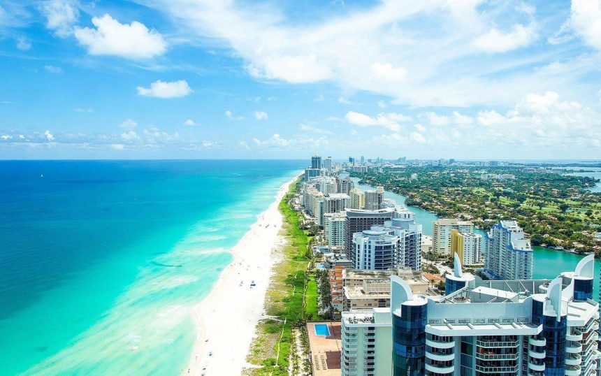 Зять украл у иркутской пенсионерки 52 квартиры в Майами и 8 миллионов долларов
