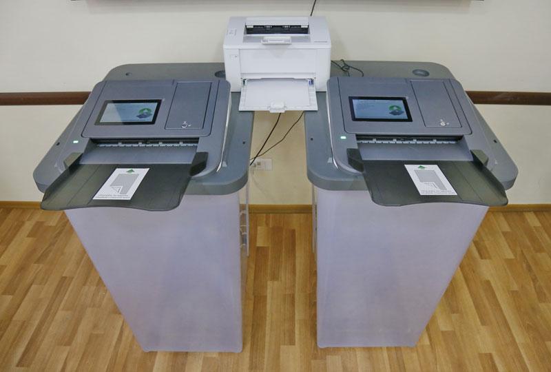Кандидаты в президенты голосуют на выборах Президента России. Фото