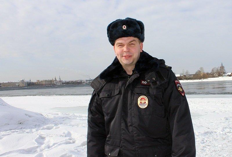 Ребенок провалился в полынью в Иркутске, делая селфи. С ним все хорошо