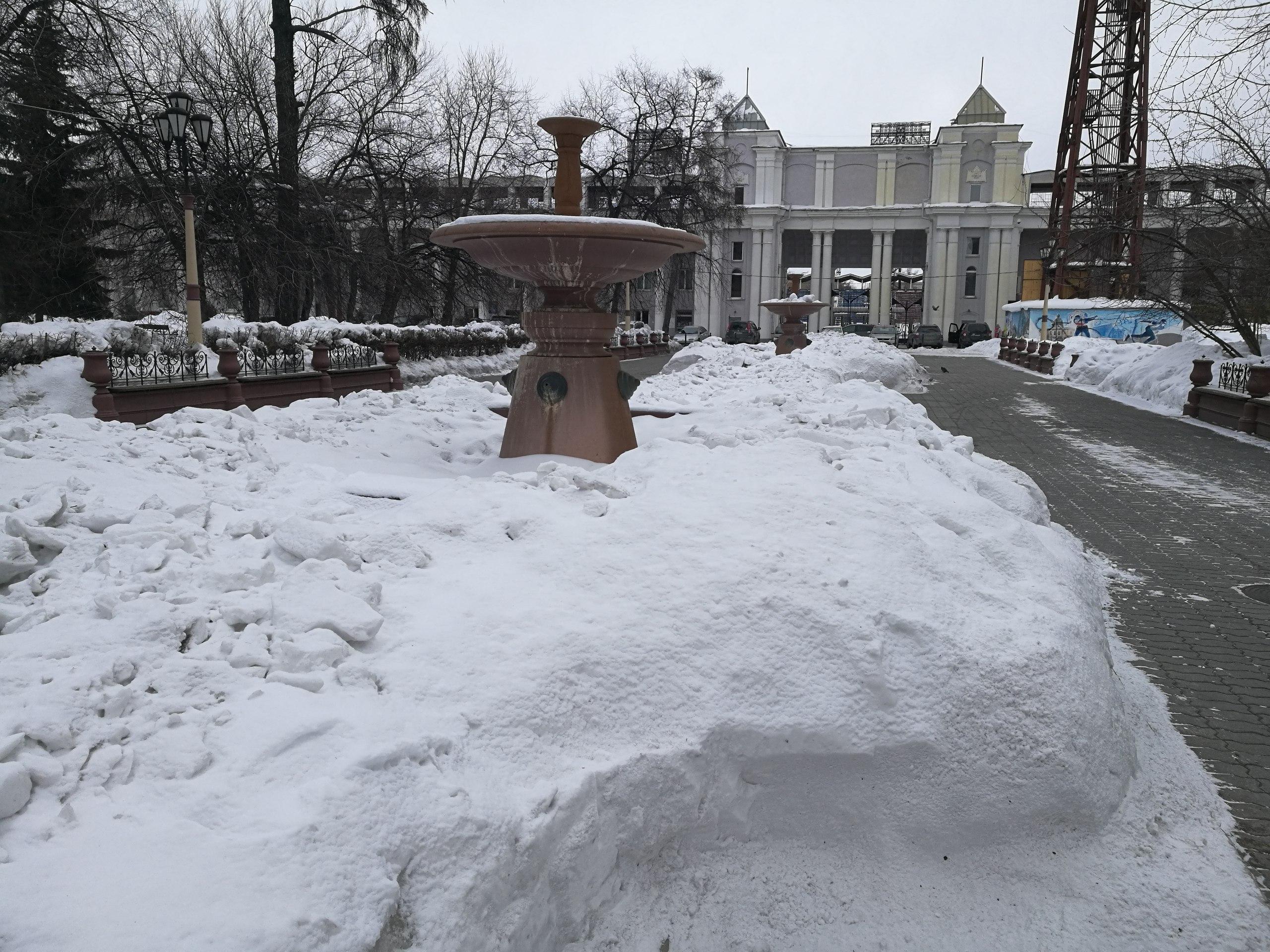Снежные горы в Иркутске