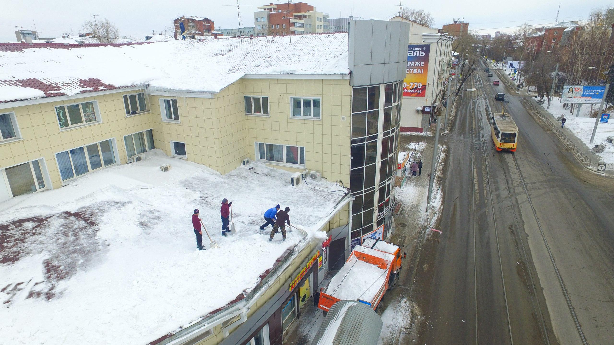 Снежные горы в Иркутске