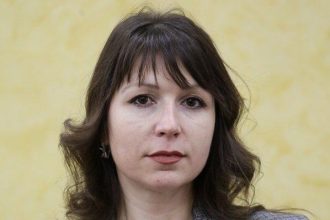Надежда Лебедева назначена исполняющей обязанности главы Правобережного округа Иркутска