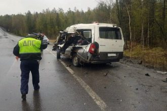 Один человек скончался, еще двое получили травмы в ДТП в Шелеховском районе