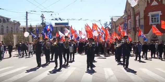 Первомайские митинг и шествие прошли в Иркутске