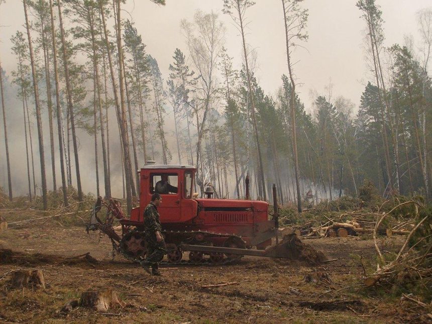 Пять лесных пожаров произошло в Приангарье за сутки 7 мая