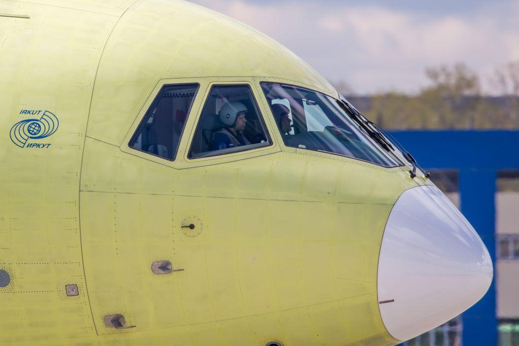 Второй опытный самолет МС-21 начал летные испытания в Иркутске