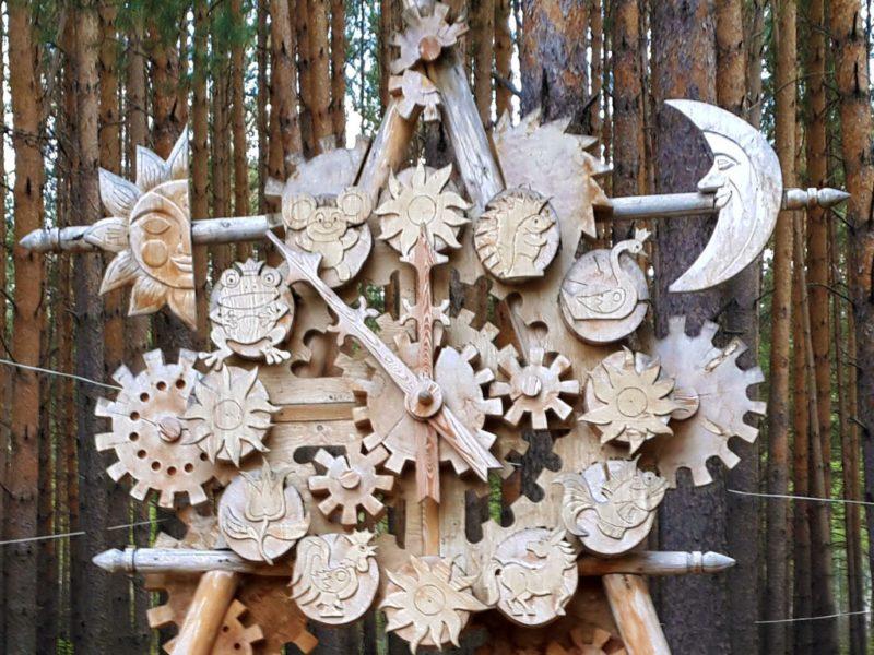 Выставка деревянной скульптуры откроется на 49-м километре Байкальского тракта