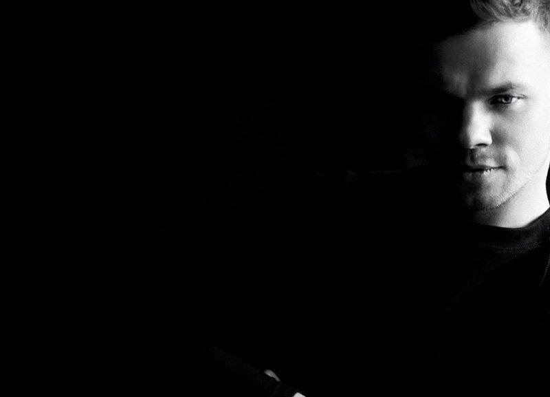 Выставка экспериментального художника Саши Рощина «О материи и времени» откроется в Иркутске 11 мая
