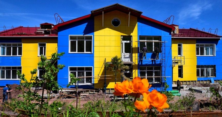В Братске завершается строительство детского сада в жилом районе Порожский