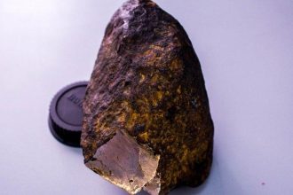 Ученые обнаружили новый минерал в метеорите, найденном в Бурятии