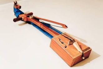 На Ольхоне появится мастерская по изготовлению морин хууров