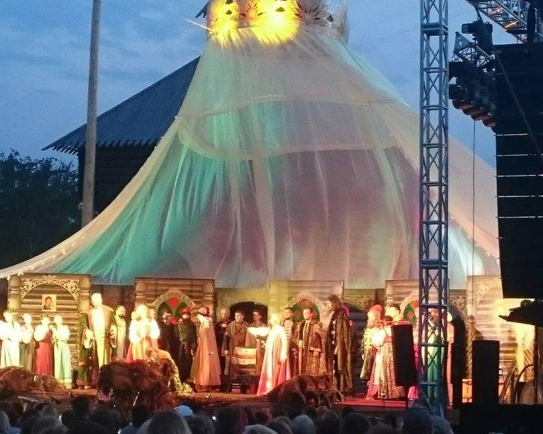 Оперу «Царская невеста» представили в Тальцах под открытым небом