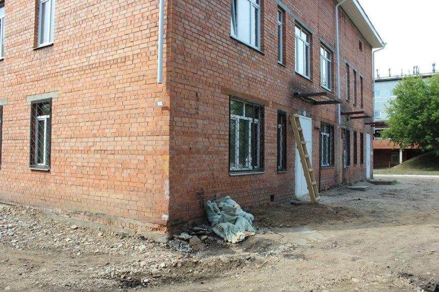 Ремонт Иркутской областной инфекционной клинической больницы идет по плану