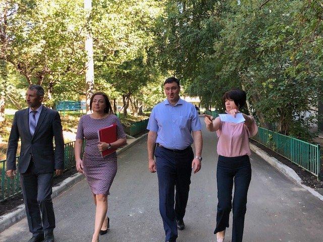 Руслан Болотов: есть замечания к УКС по строительству детской поликлиники в Ново-Ленино