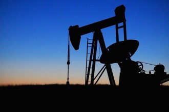 Задержаны шесть ангарчан, обвиняемых в подготовке к краже нефти