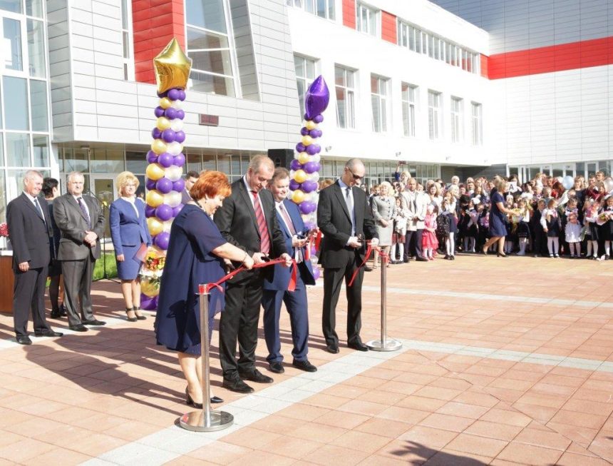Четыре новых школы открылось в Иркутской области