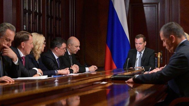 Медведев потребовал взять под контроль российского правительства утилизацию отходов БЦБК