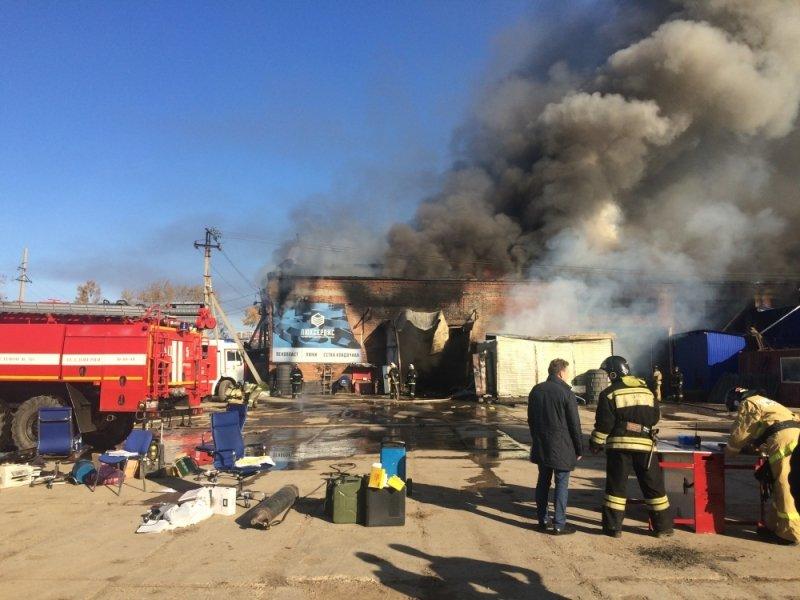 Пожар на территории речного порта в Иркутске ликвидирован
