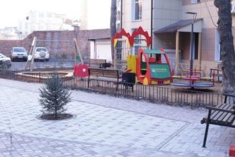 Двор на Чудотворской улице получил награду общероссийского конкурса