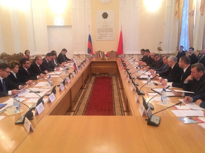 Правительство Приангарья намерено укреплять сотрудничество с Республикой Беларусь