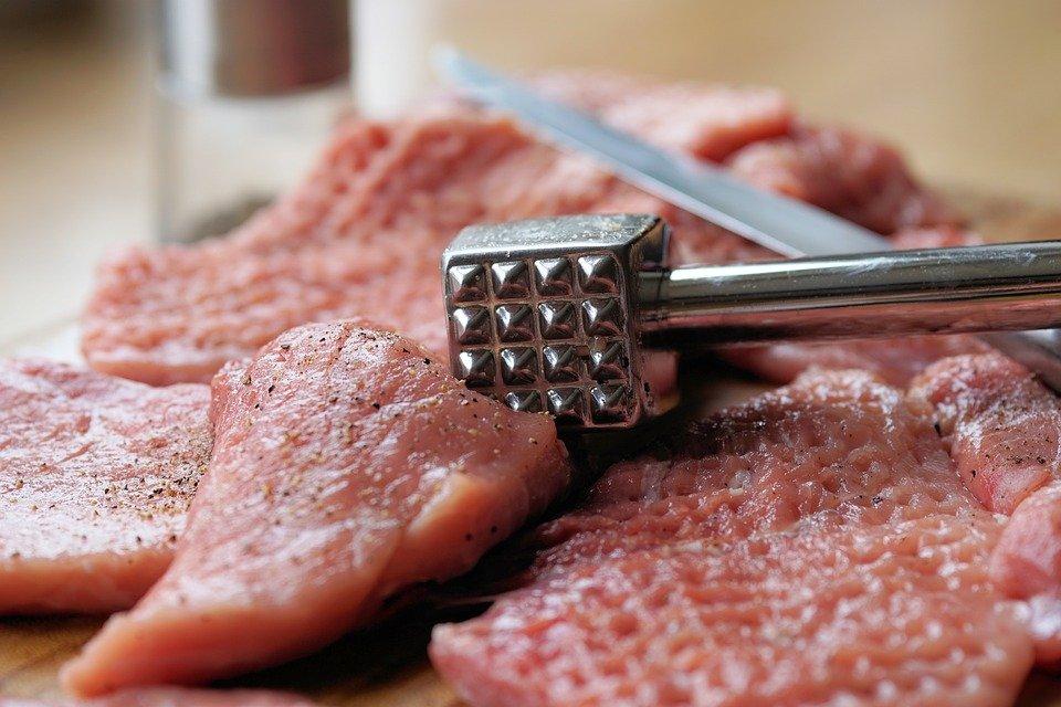 В кооперативе Зиминского района открыли цех по переработке мяса