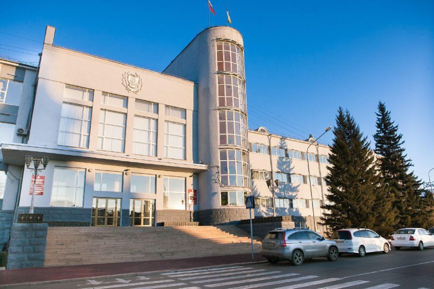 Водители маршрутных автобусов в Улан-Удэ просят о повышении стоимости проезда