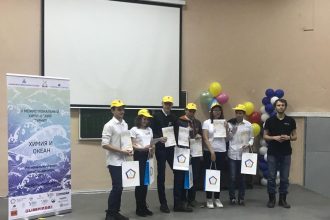 Школьников из Иркутской области пригласили на крупнейший химический турнир в России